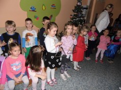 Zdobení vánočního stromečku 2018